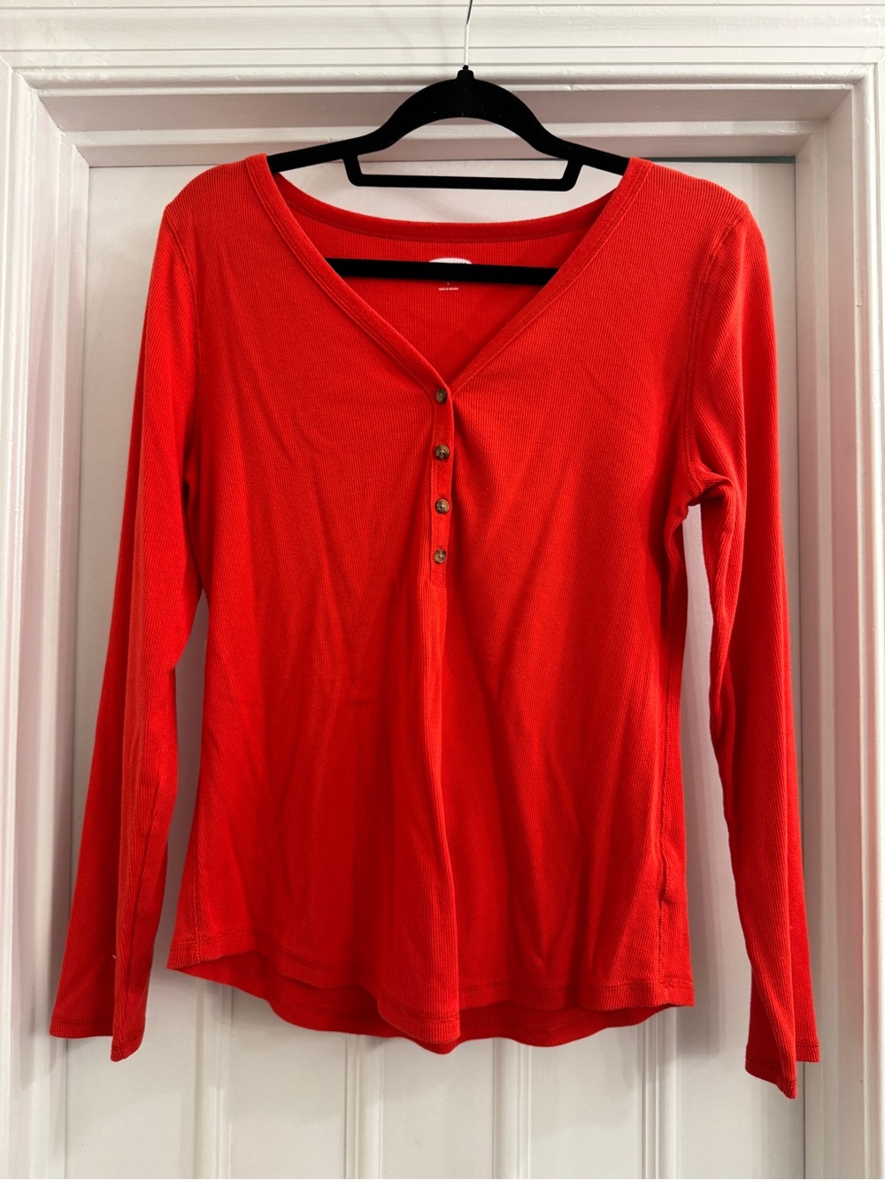 Old Navy Red Long-Sleeve V-Neck Henley